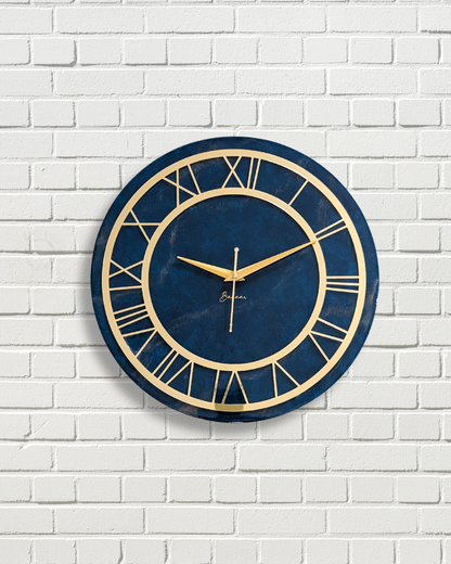 Emerald Resin Wall Clock